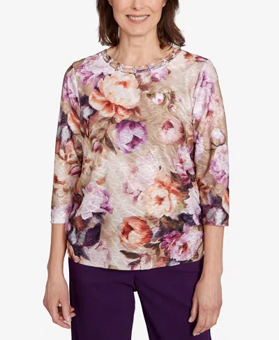 Alfred Dunner Women's Classic Textured Floral Ruched Sides Top