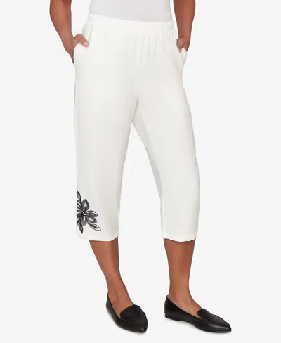 Alfred Dunner Women's Crowd Pleaser Floral Embroidered Relaxed Capri Pants In White