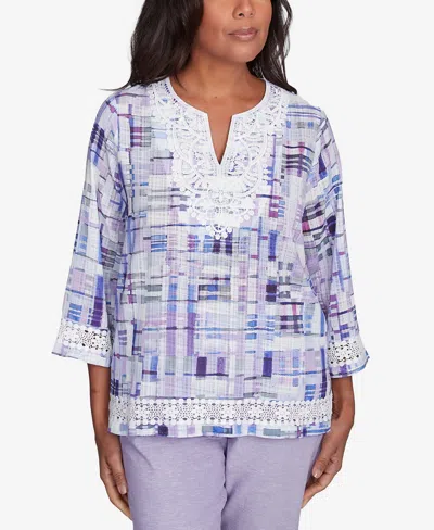 ALFRED DUNNER WOMEN'S CRYSTAL SPRINGS WATERCOLOR PLAID LACE NECK TOP