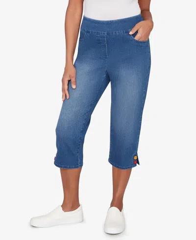 Alfred Dunner Women's Port Side Colored Button Super Stretch Denim Capri Jeans In Blue