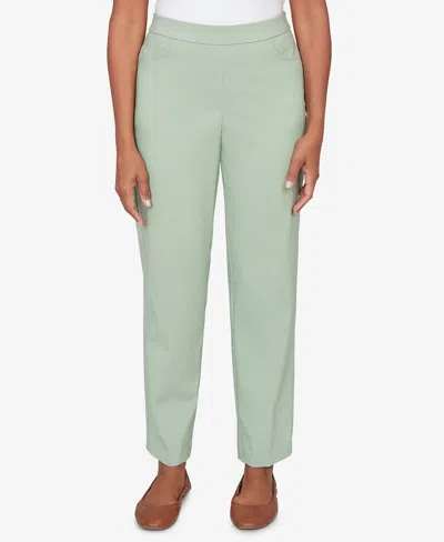 Alfred Dunner Women's St. Augustine Tailored Stretch Front Pocket Short Length Pants In Green