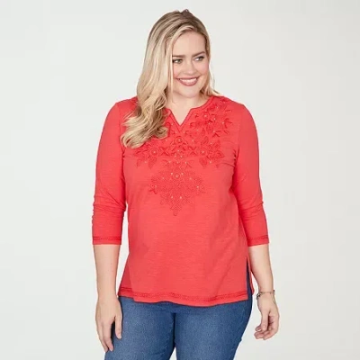 Alfred Dunner Plus Size Port Side Tonal Embroidered Split Neck Top In Red