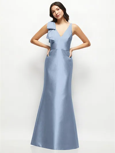 Alfred Sung Deep V-back Satin Trumpet Dress With Cascading Bow At One Shoulder In Cloudy