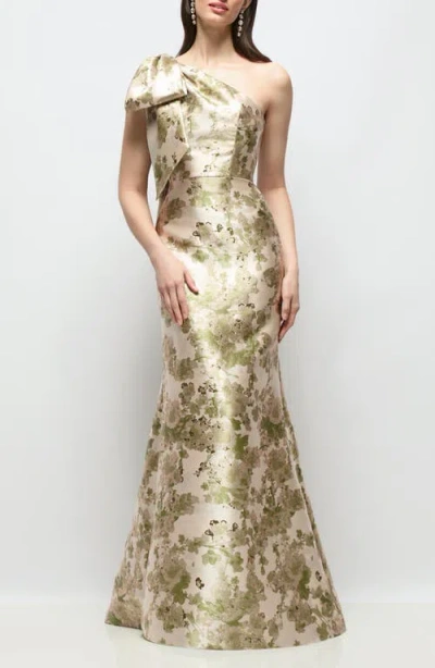 Alfred Sung Leanor Metallic Bow Shoulder Trumpet Gown In Multi