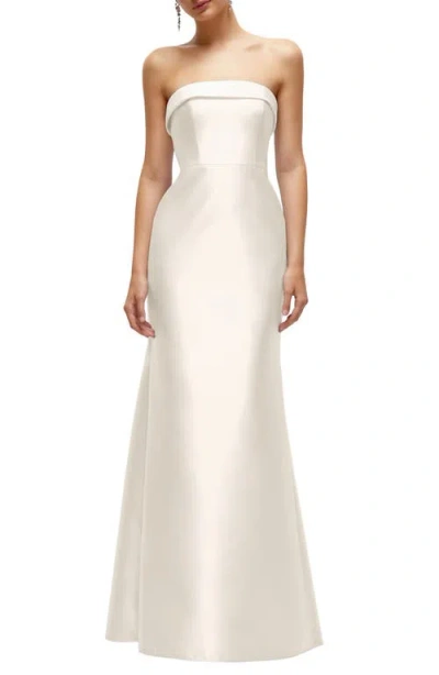 Alfred Sung Strapless Cuff Neckline Satin Trumpet Gown In Metallic