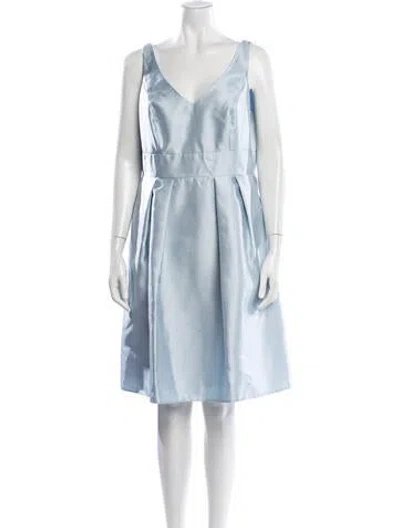 Pre-owned Alfred Sung V-neck Knee-length Dress In Blue