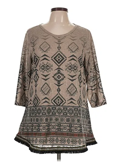 Pre-owned Ali Miles 3/4 Sleeve Top Tan V-neck Tops