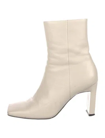 Pre-owned Alias Mae Leather Boots In Neutral