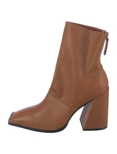 Pre-owned Alias Mae Leather Boots In Neutrals