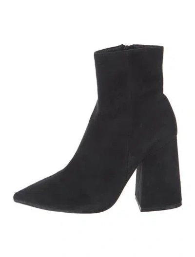 Pre-owned Alias Mae Suede Boots In Black