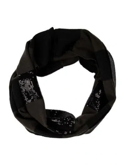 Pre-owned Alice And Olivia Acrylic Scarf In Green