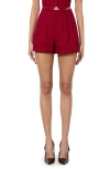 Alice And Olivia Conry Cuffed Shorts In Red