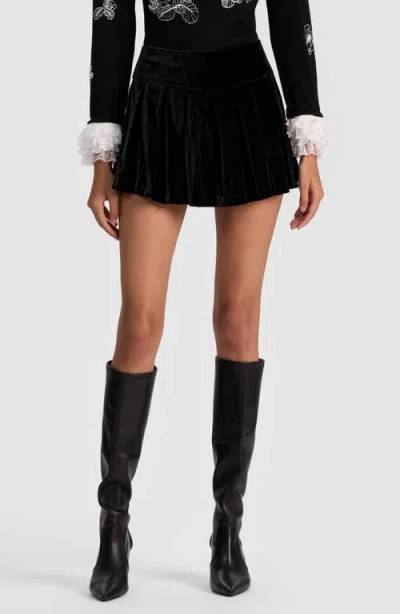 Alice And Olivia Emilie Box Pleat Mini Skirt In Black