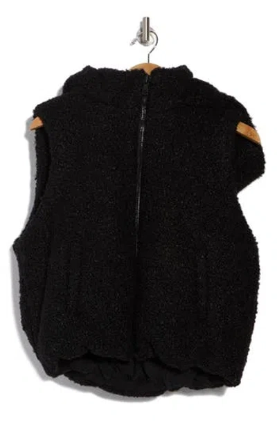 Alice And Olivia Alice + Olivia Robena Faux Shearling Puffer Vest With Removable Hood In Black