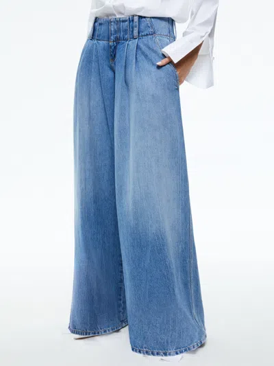 Alice And Olivia Anders Low-rise Wide-leg Jeans In Georgia Vintage Blue