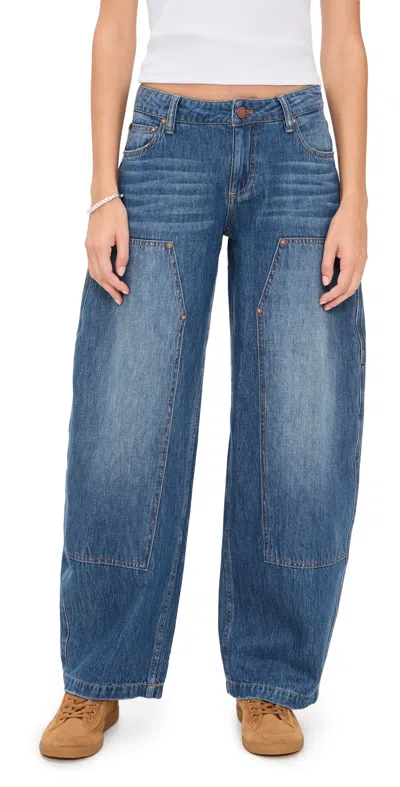 Alice And Olivia Andie Carpenter Barrel Jeans Cambria Vintage In Blue