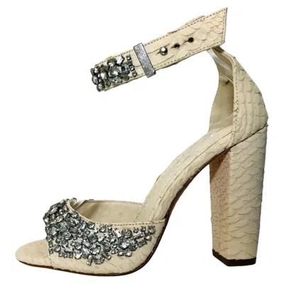Pre-owned Alice And Olivia By Stacy Benet Heels. Size 37 In Sand