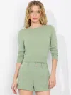 Alice And Olivia Carolann Shrunken Pullover In Sage
