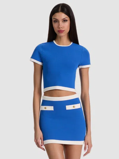 Alice And Olivia Ciara Cropped Pullover In Blue