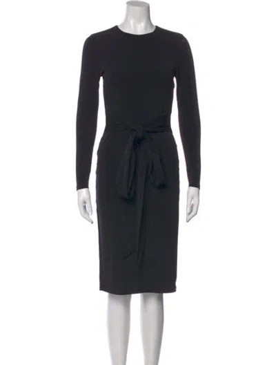 Pre-owned Alice And Olivia Crew Neck Knee-length Dress In Black