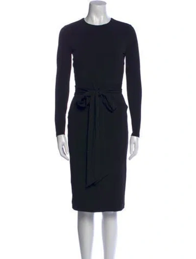 Pre-owned Alice And Olivia Crew Neck Midi Length Dress In Black