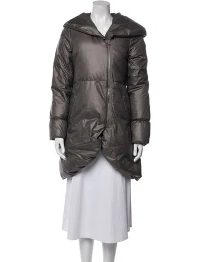 Pre-owned Alice And Olivia Down Coat In Gray