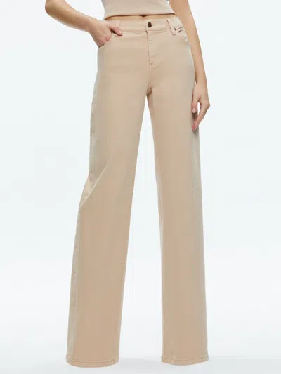 Alice And Olivia Ernie Low Rise Buckle Back Jean In Almond