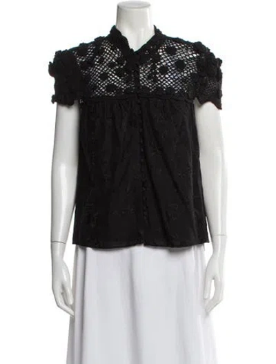 Pre-owned Alice And Olivia Floral Print Short Sleeve Blouse In Black