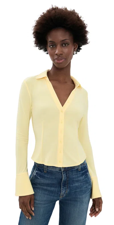 Alice And Olivia Freya Fitted Button Down Shirt Butter In Yellow