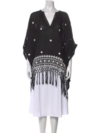Pre-owned Alice And Olivia Graphic Print V-neck Tunic In Black