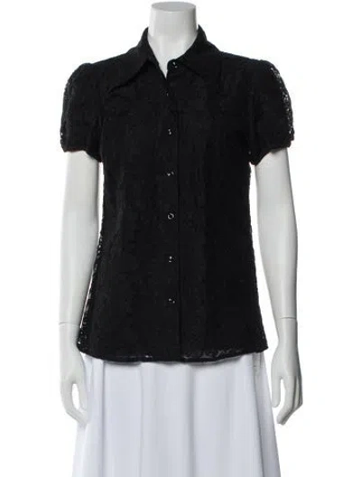 Pre-owned Alice And Olivia Lace Pattern Short Sleeve Blouse In Black