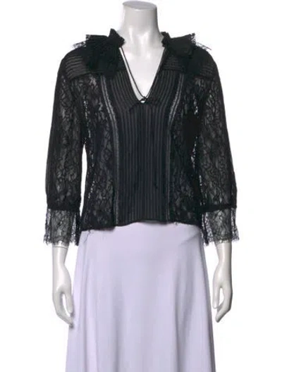 Pre-owned Alice And Olivia Lace Pattern V-neck Blouse In Black