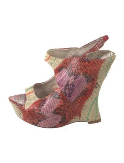 Pre-owned Alice + Olivia Leather Animal Print Pumps In Red