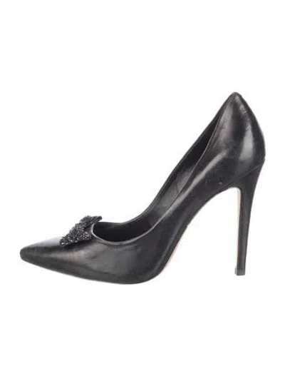 Pre-owned Alice And Olivia Leather Bow Accents Pumps In Silver