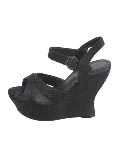 Pre-owned Alice And Olivia Leather Slingback Pumps In Black