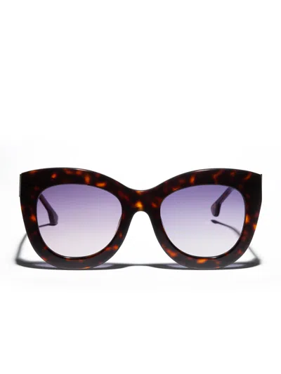 Alice And Olivia Madison Sunglasses In Dark Tortoise