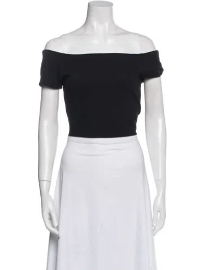 Pre-owned Alice And Olivia Off-the-shoulder Short Sleeve Crop Top In Black