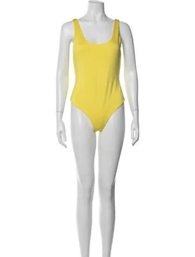 Pre-owned Alice And Olivia One-piece In Yellow