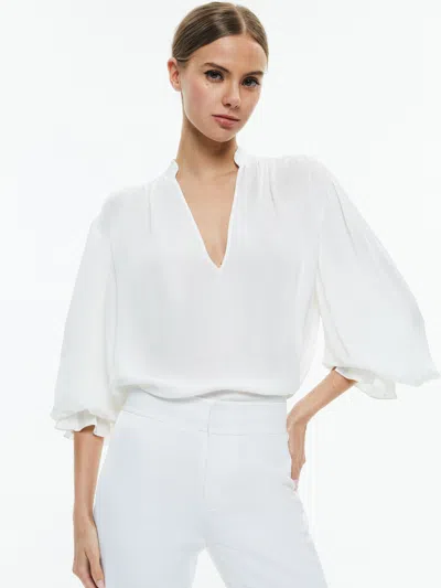 Alice And Olivia Onica Collared Blouse In Off White