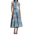 Alice And Olivia Patsy Denim Midi Dress In Light Adele In Blue