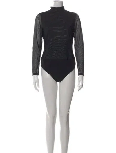 Pre-owned Alice And Olivia Printed Mock Neck Bodysuit In Black