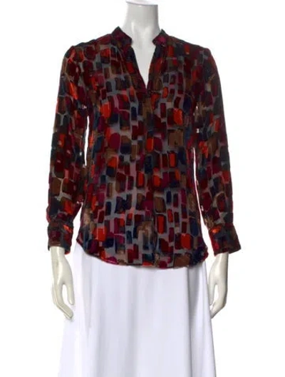 Pre-owned Alice And Olivia Printed V-neck Blouse In Red