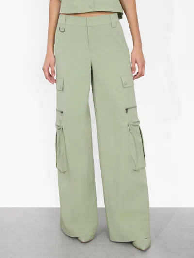 Alice And Olivia Sara Cargo Pant In Green