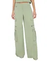 Alice And Olivia Sara Mr. Baggy Wide Leg Cargo Jean In Green