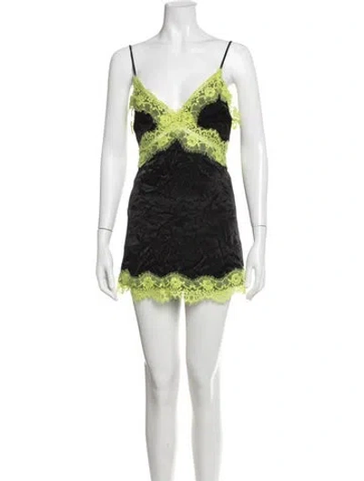 Pre-owned Alice And Olivia Satin Lace Pattern Nightgown In Black