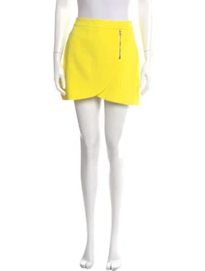 Pre-owned Alice And Olivia Scalloped Accent Mini Skirt In Yellow
