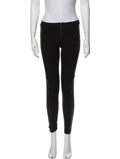 Pre-owned Alice And Olivia Skinny Leg Pants In Black