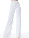 Alice And Olivia Sofia High Rise Boyfriend Jean In White