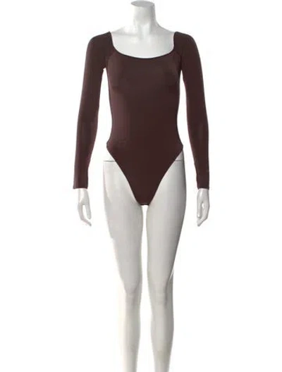Pre-owned Alice And Olivia Square Neckline Long Sleeve Bodysuit In Brown
