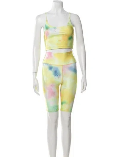 Pre-owned Alice And Olivia Tie-dye Print Distressed Accents Short Set In Yellow